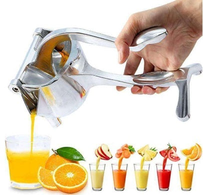 Manual fruit juicer